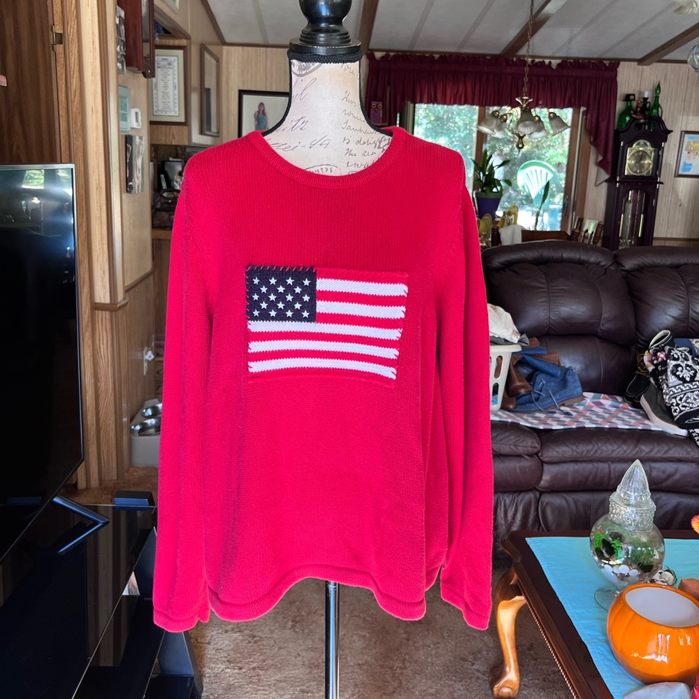 Woman’s Rafaella American 🇺🇸 flag knit crewneck heavy sweater retro vintage.